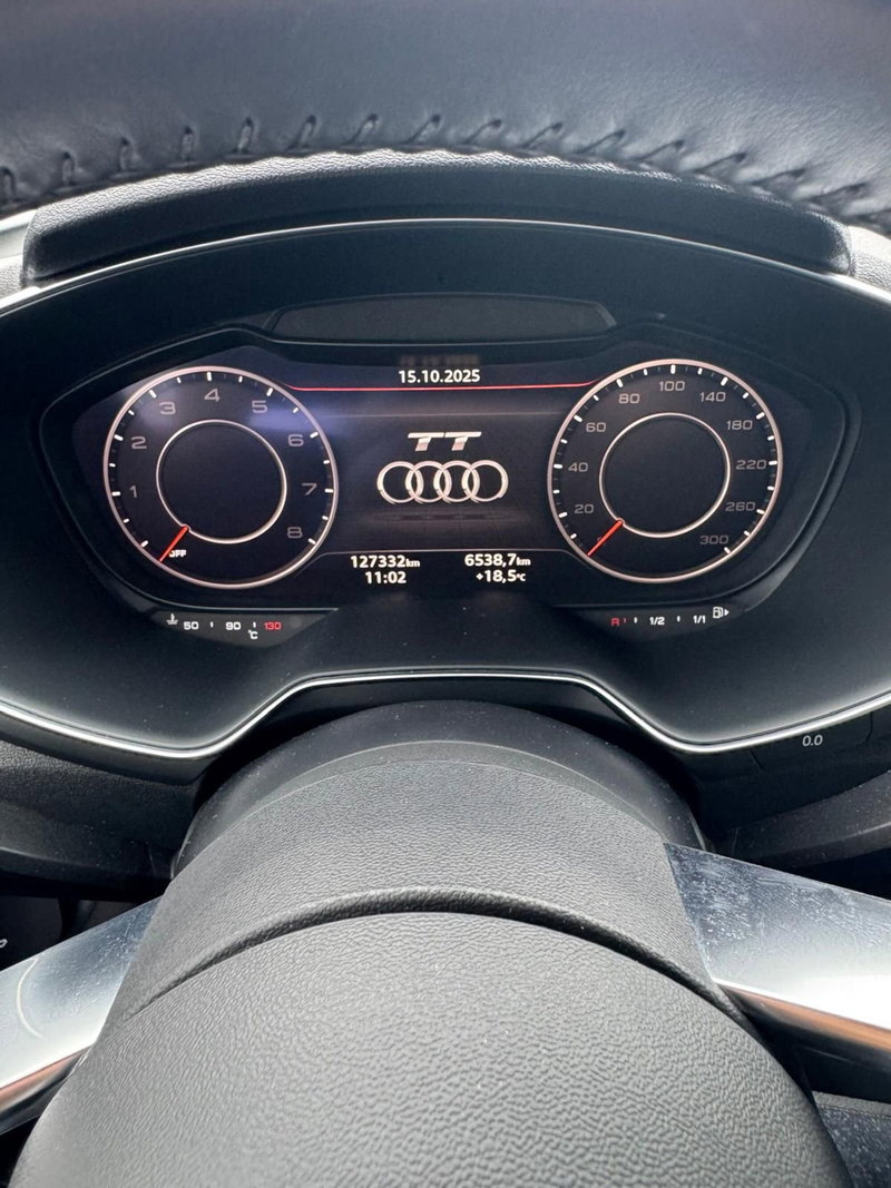 Audi TT Cabrio usata a Caserta (13)