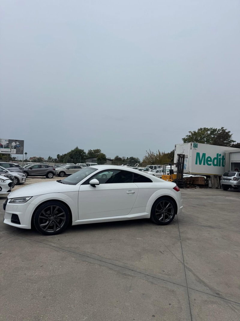 Audi TT Cabrio usata a Caserta (2)