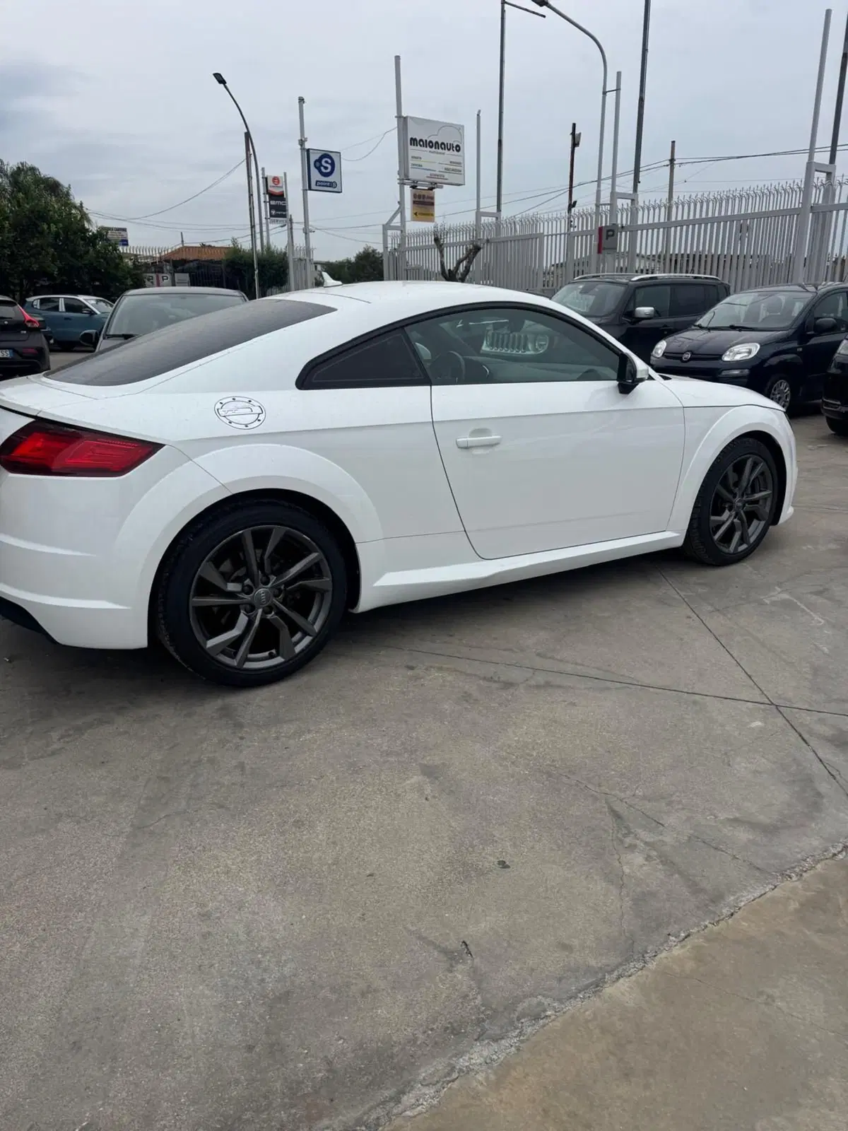 Audi TT Cabrio usata a Caserta (6)