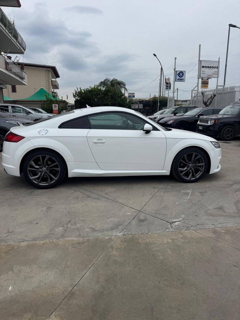 Audi TT Cabrio usata a Caserta (7)