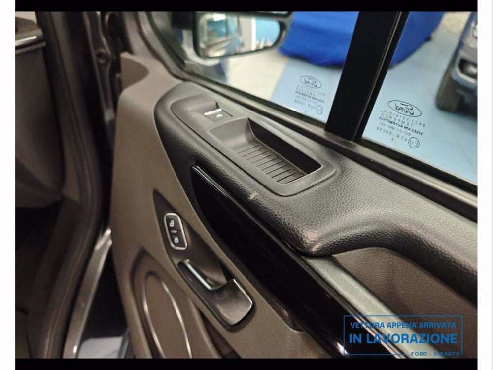 Ford Tourneo Custom usata a Catania (13)