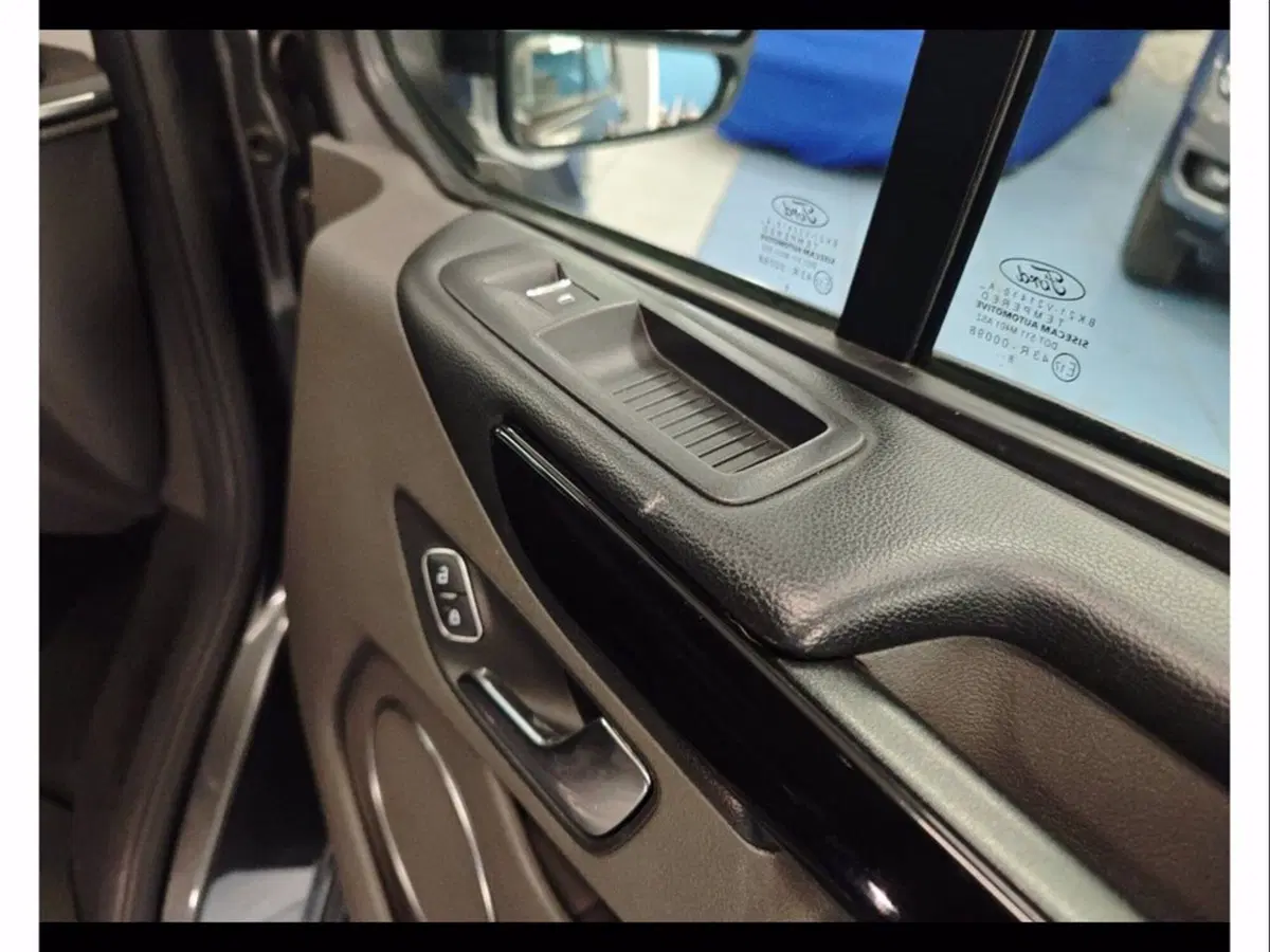 Ford Tourneo Custom usata a Catania (14)