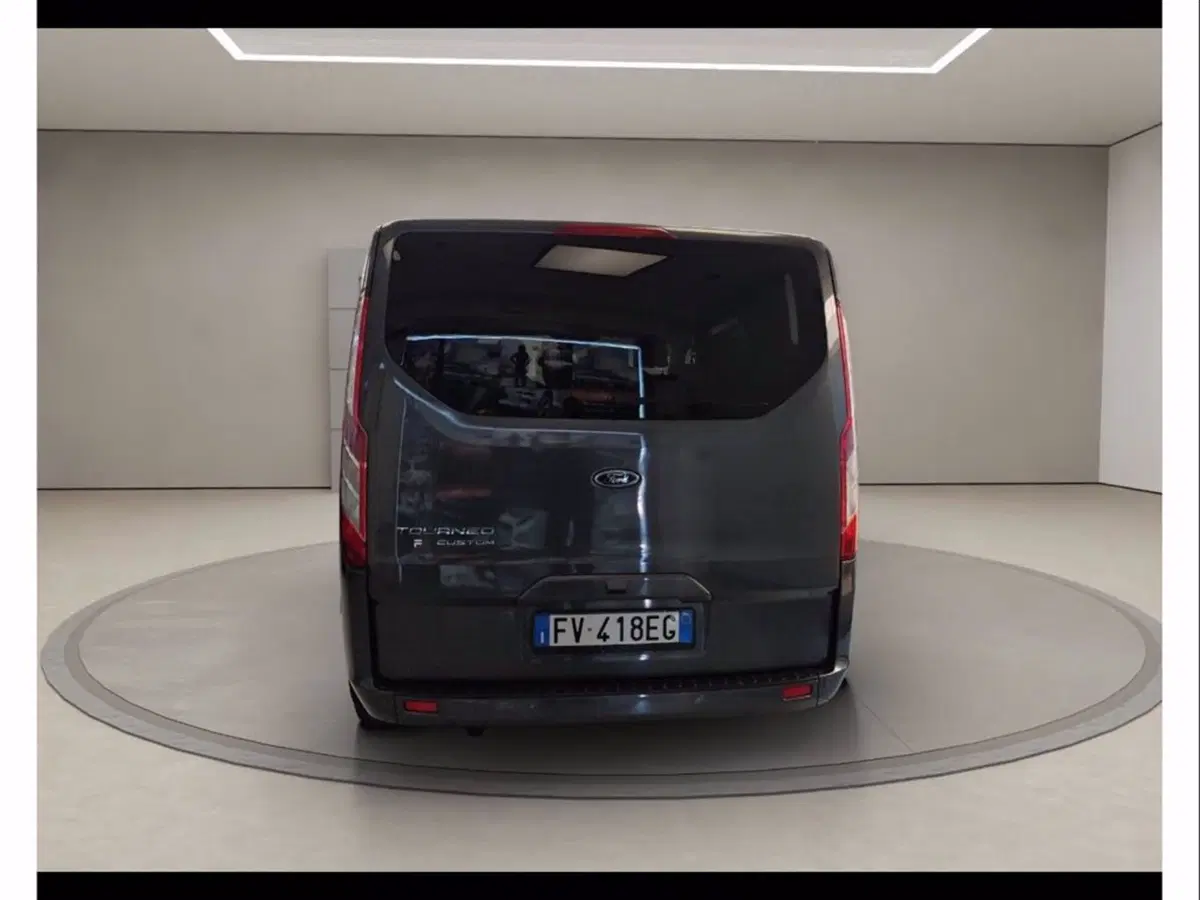 Ford Tourneo Custom usata a Catania (5)