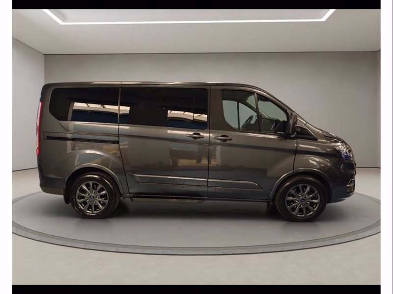 Ford Tourneo Custom usata a Catania (7)