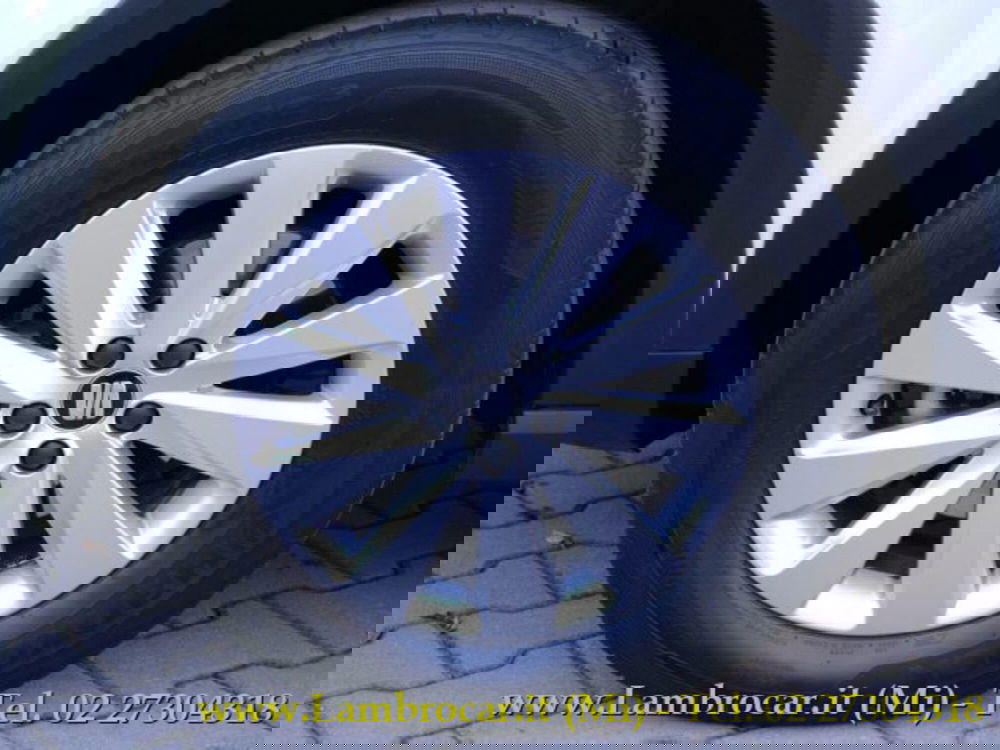 SEAT Arona usata a Milano (11)