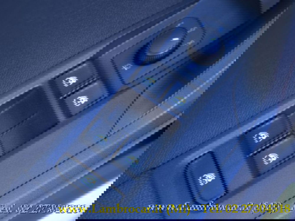 SEAT Arona usata a Milano (9)