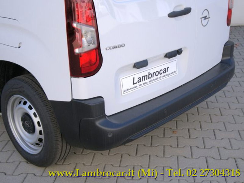 Opel Combo Furgone nuova a Milano (14)