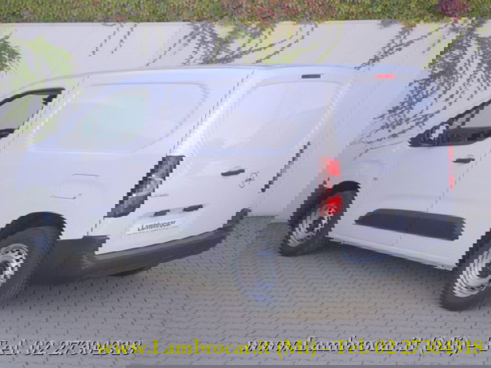 Opel Combo Furgone nuova a Milano (14)