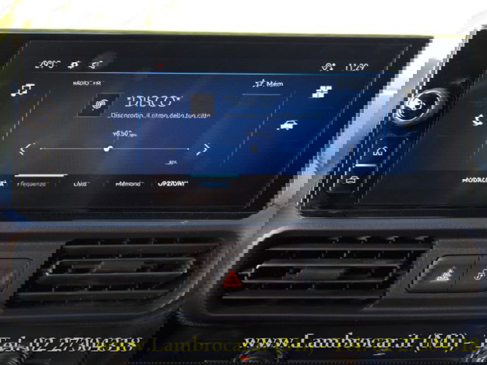 Opel Combo Furgone nuova a Milano (17)