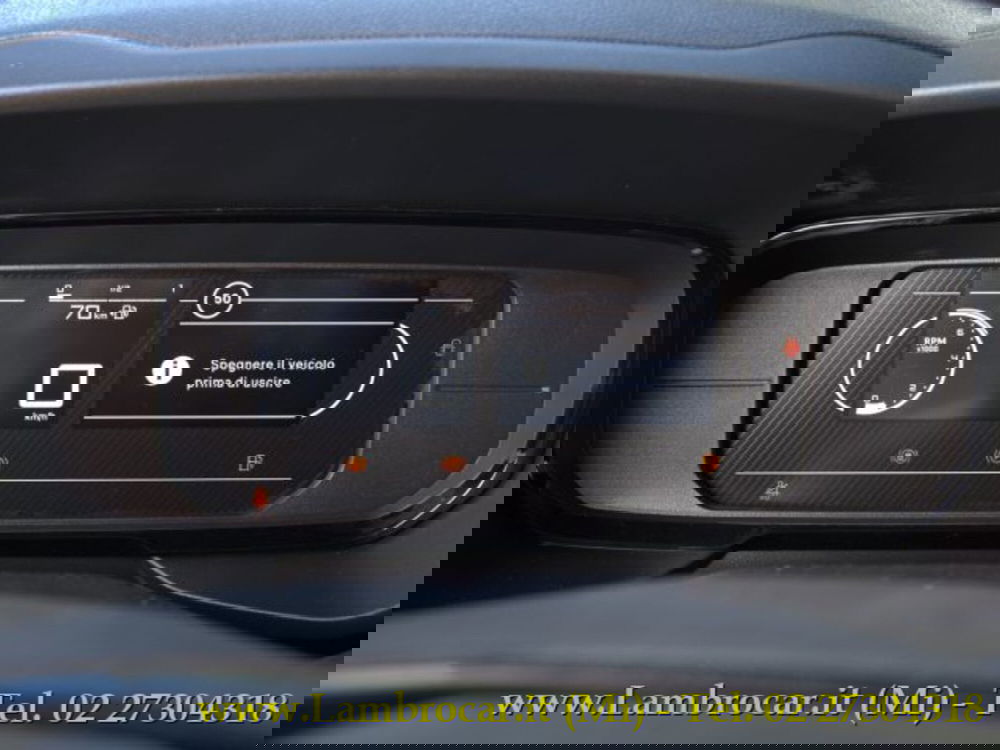 Opel Combo Furgone nuova a Milano (6)