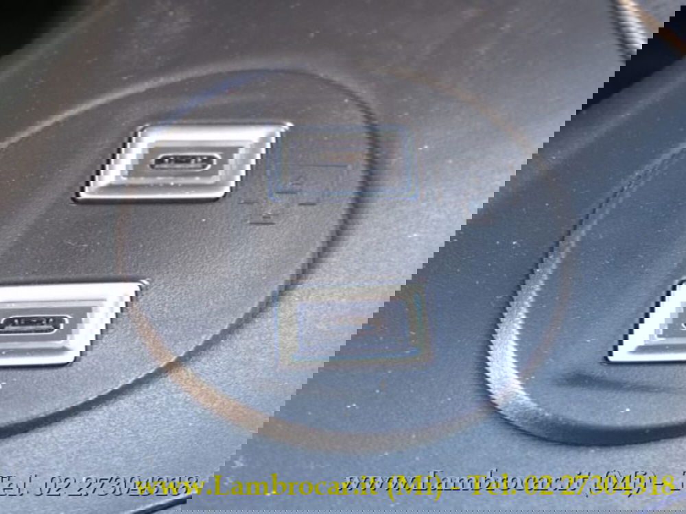 Opel Combo Furgone nuova a Milano (9)