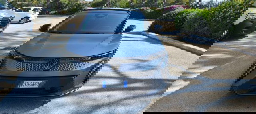 Renault Scenic E-Tech Electric usata a Taranto (3)