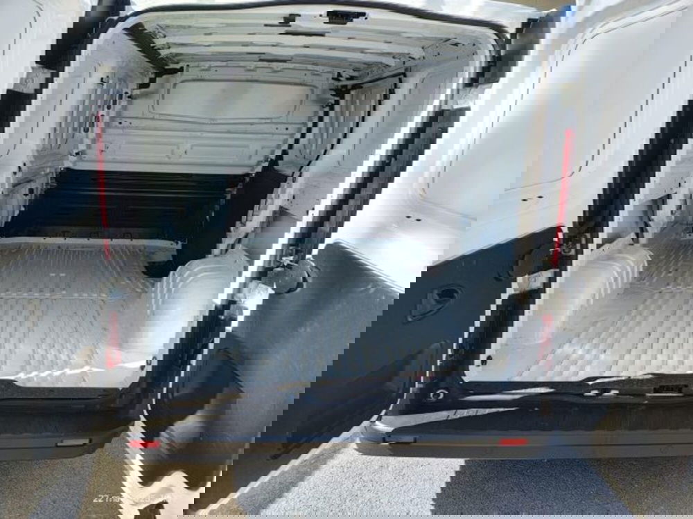 Renault Trafic Furgone usata a Taranto (10)