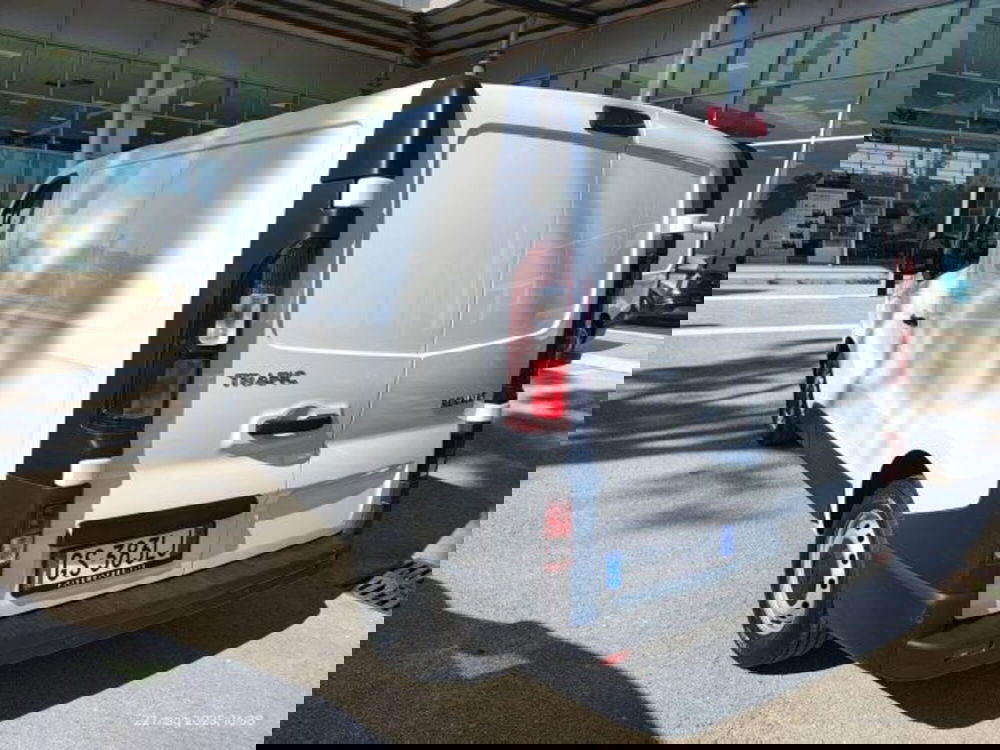 Renault Trafic Furgone usata a Taranto (6)