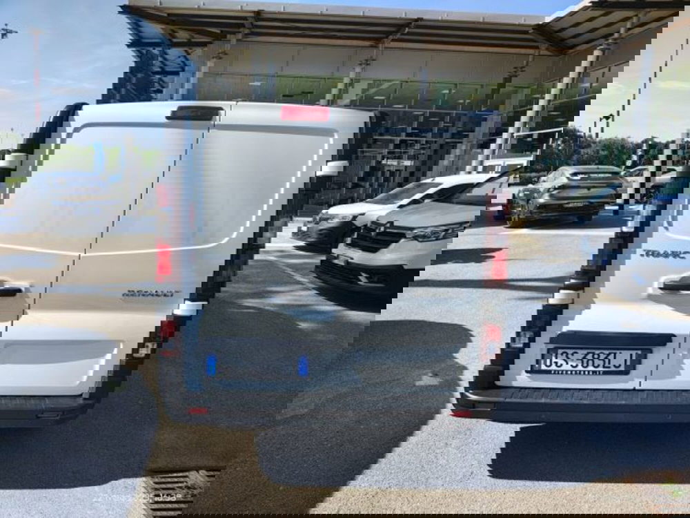 Renault Trafic Furgone usata a Taranto (7)
