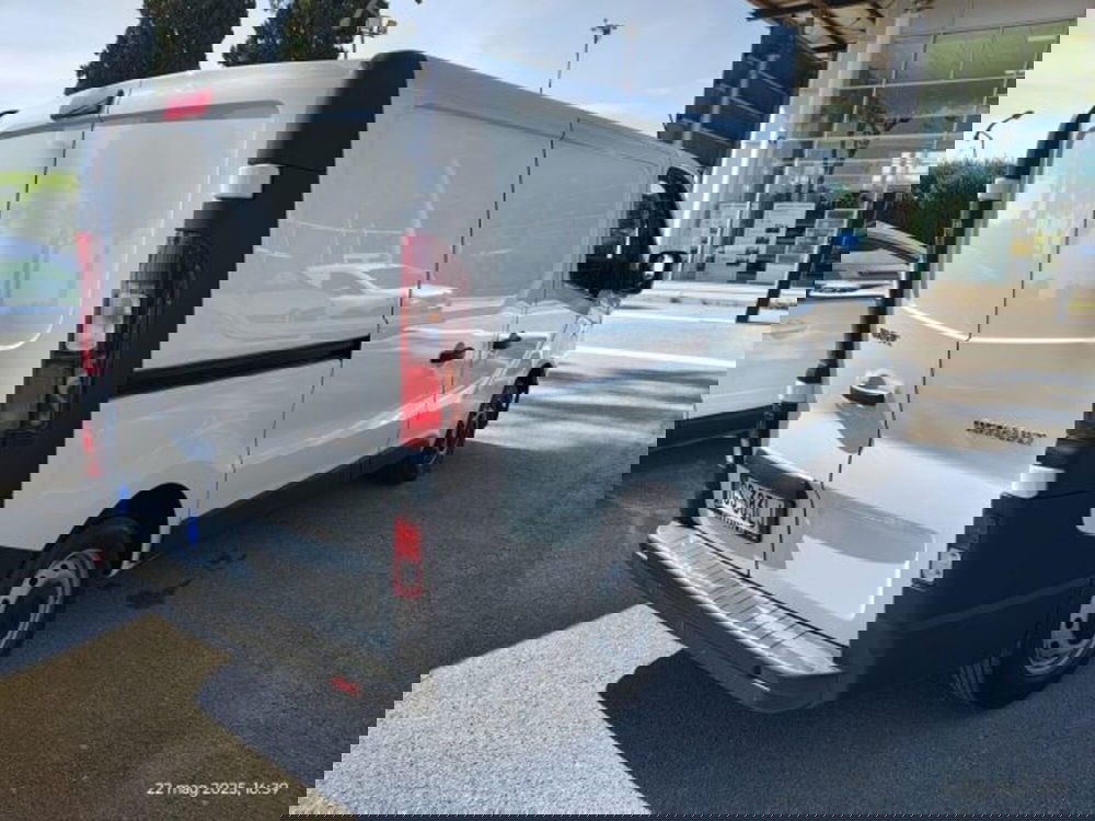 Renault Trafic Furgone usata a Taranto (8)