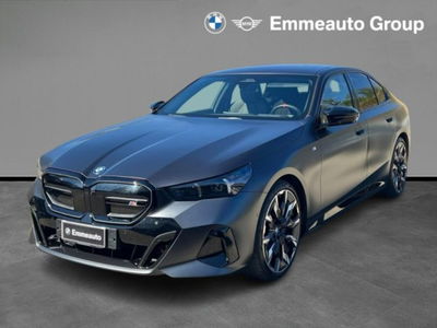 BMW i5 Touring M60 del 2024 usata a Lecce