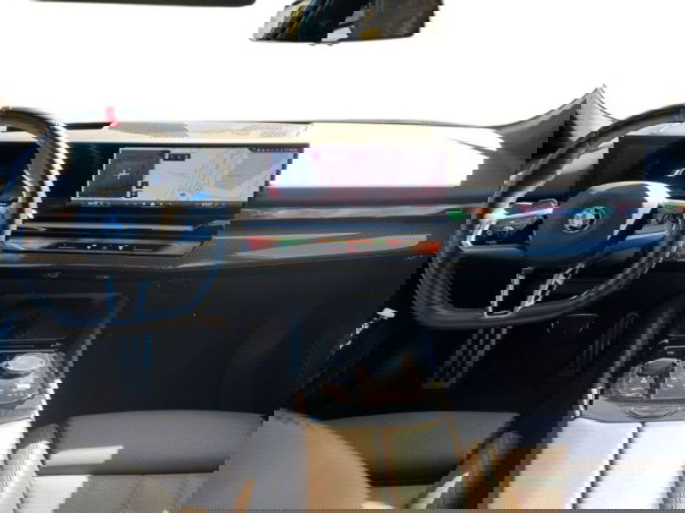 BMW i5 Touring usata a Lecce (11)