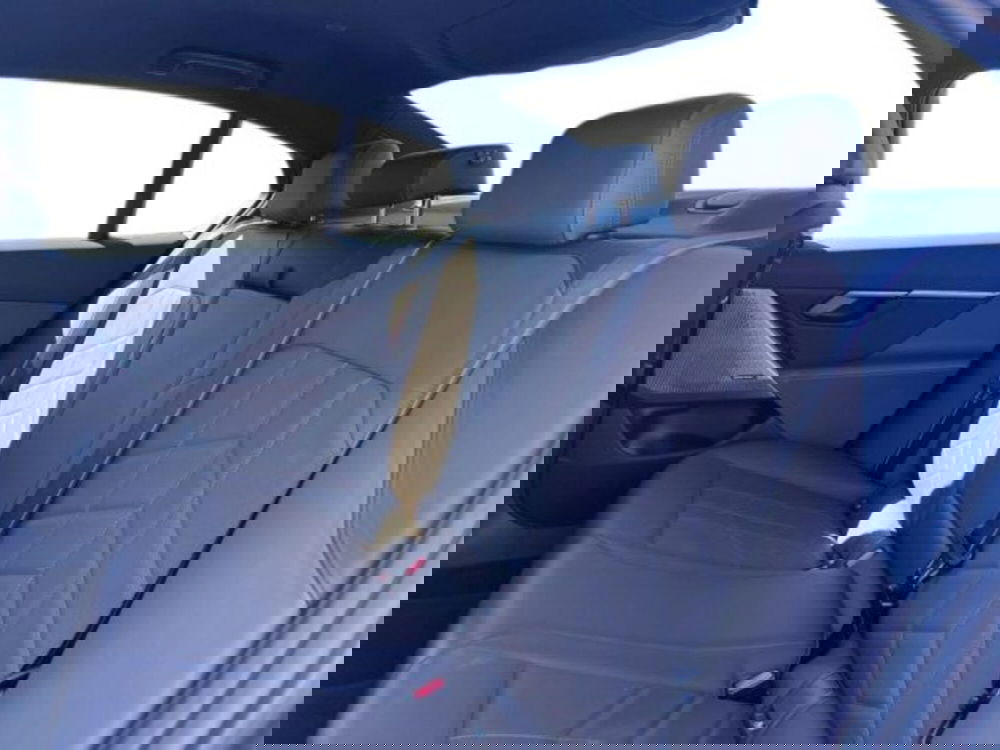 BMW i5 Touring usata a Lecce (15)