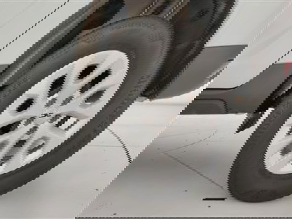 Dacia Duster usata a Bari (12)