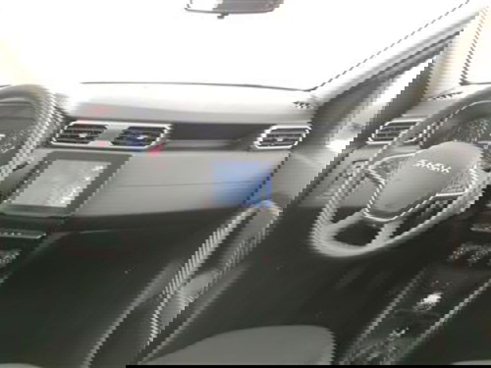 Dacia Duster usata a Bari (15)