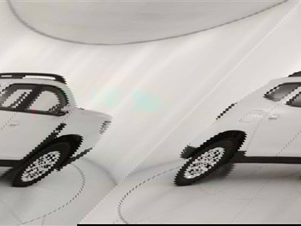 Dacia Duster usata a Bari (9)