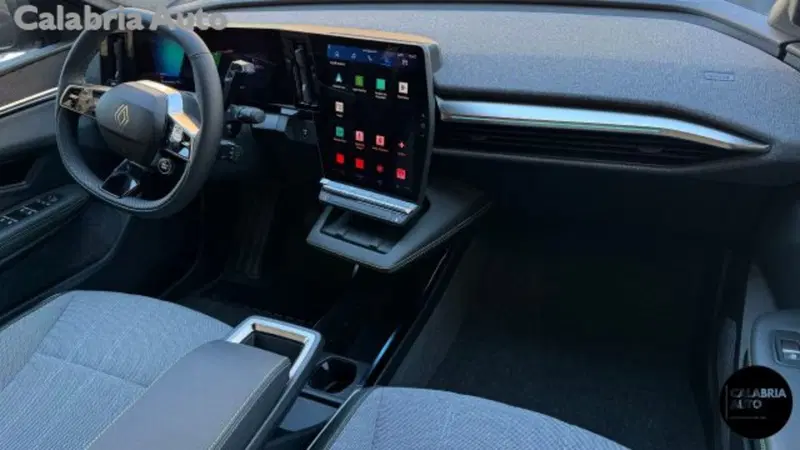 Renault Scenic E-Tech Electric nuova a Reggio Calabria (10)