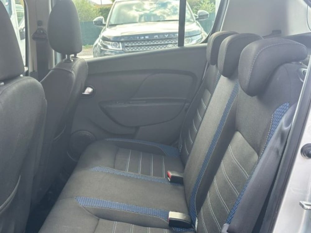 Dacia Sandero Stepway usata a Lucca (12)