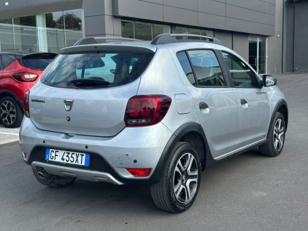 Dacia Sandero Stepway usata a Lucca (3)