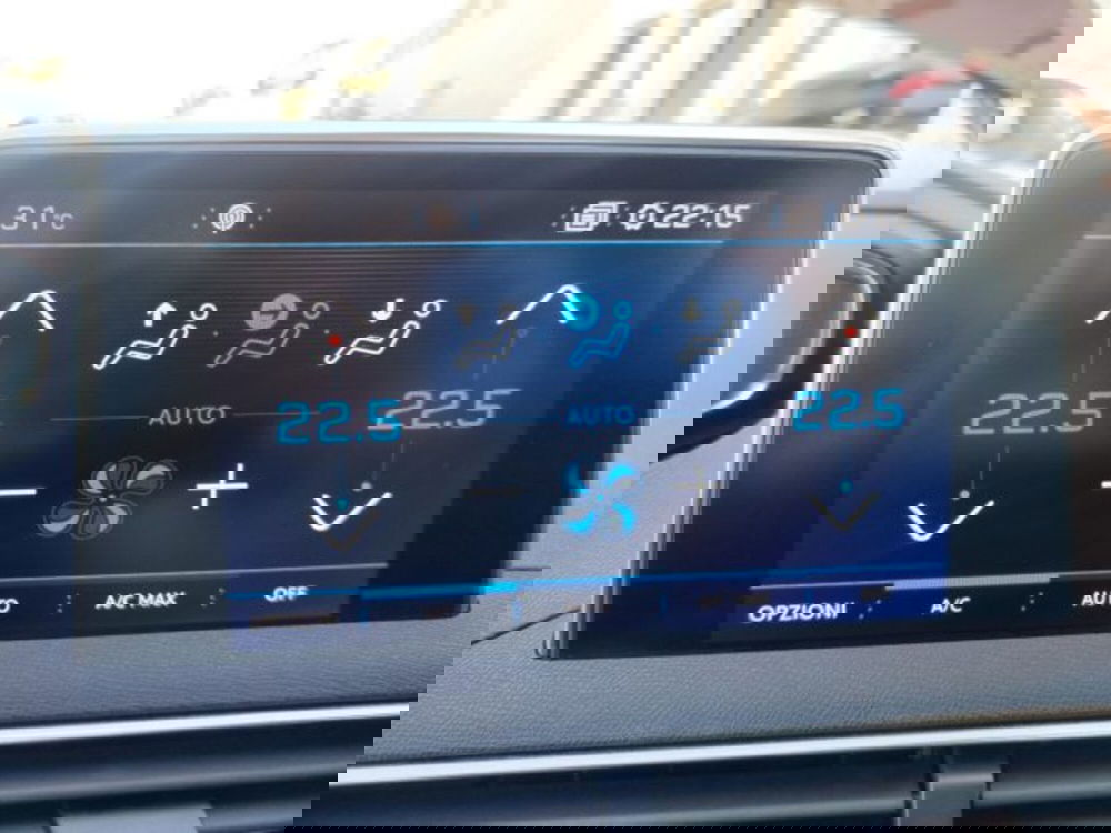 Peugeot 3008 usata a Oristano (16)
