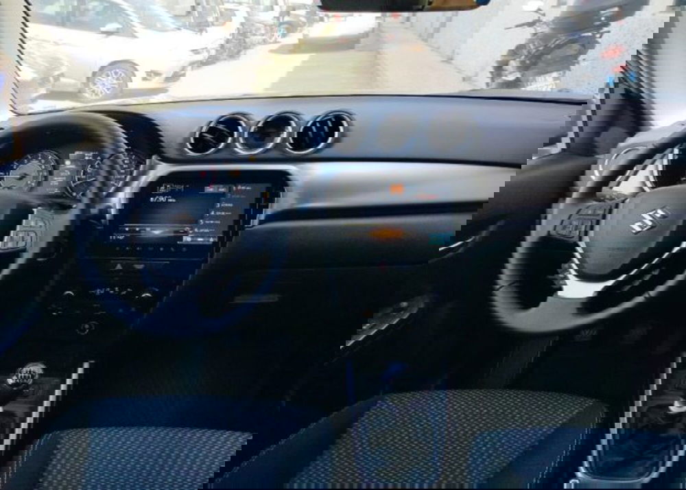 Suzuki Vitara nuova a Oristano (10)