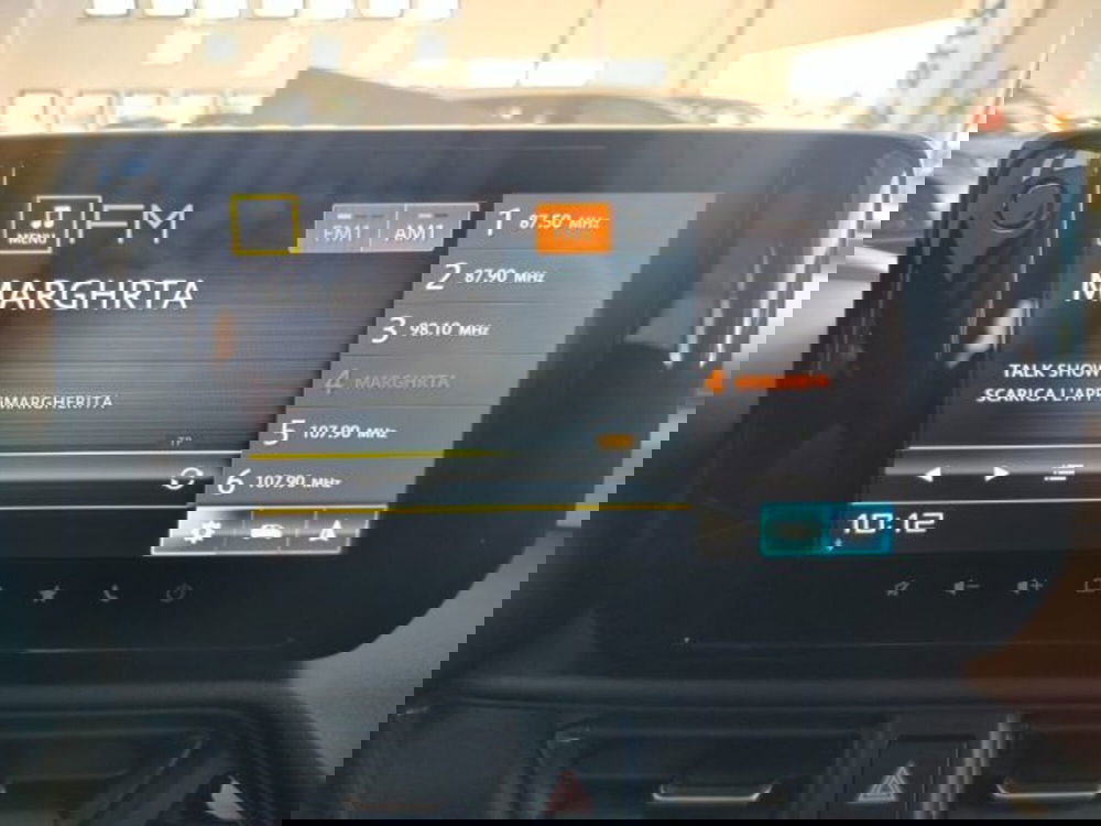 Suzuki Swift nuova a Oristano (6)