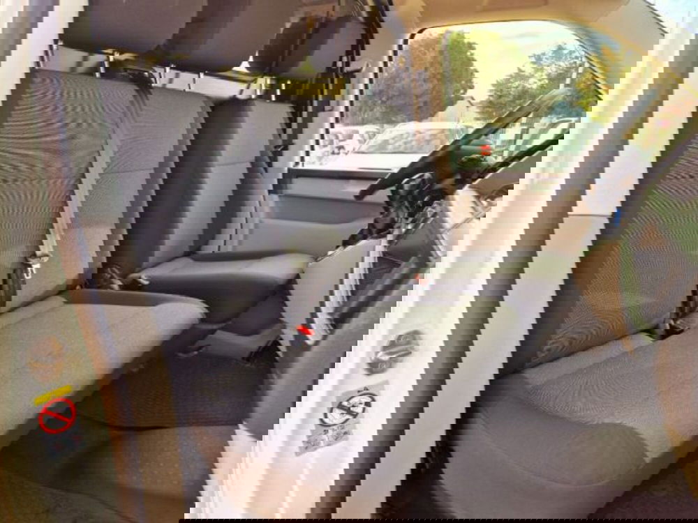 Volkswagen Veicoli Commerciali Transporter Furgone usata a Oristano (18)