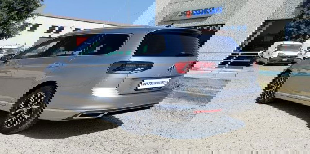 Volkswagen Passat Variant usata a Oristano (5)