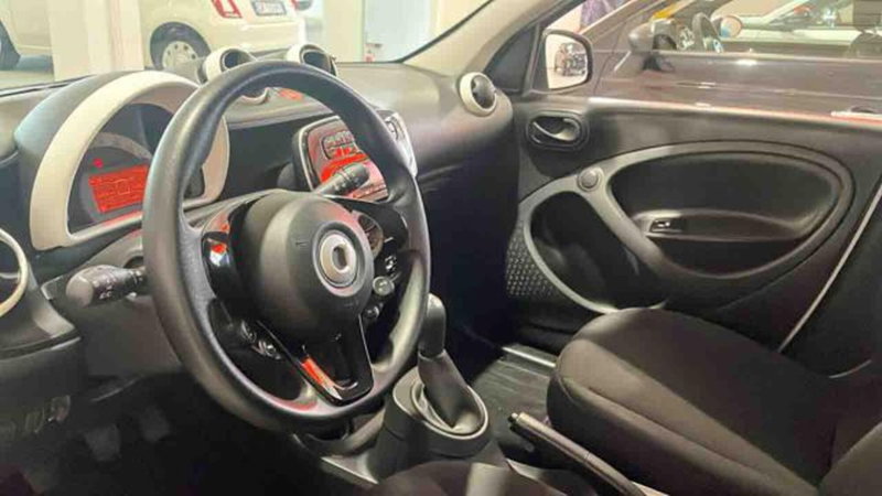 smart forfour usata a Torino (9)