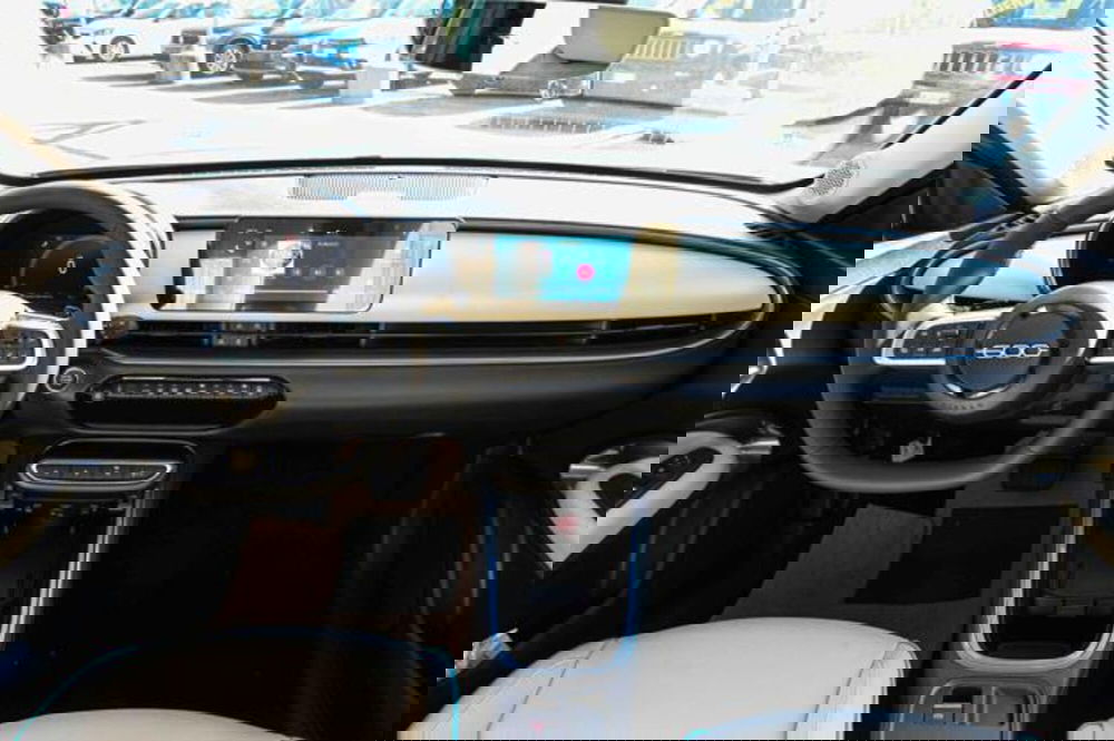 Fiat 600 nuova a Torino (12)