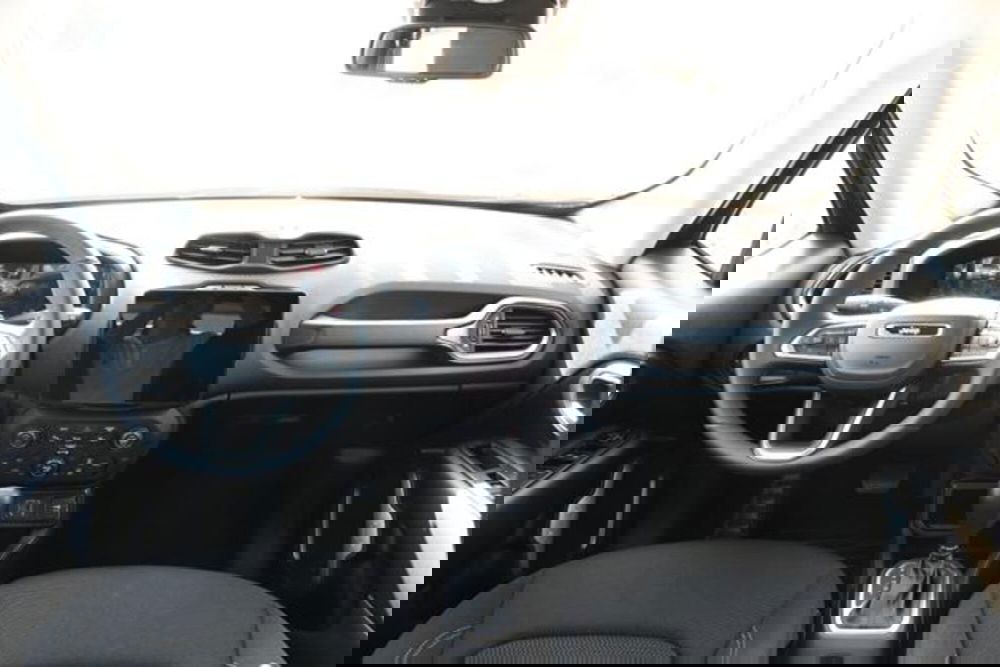 Jeep Renegade nuova a Torino (10)