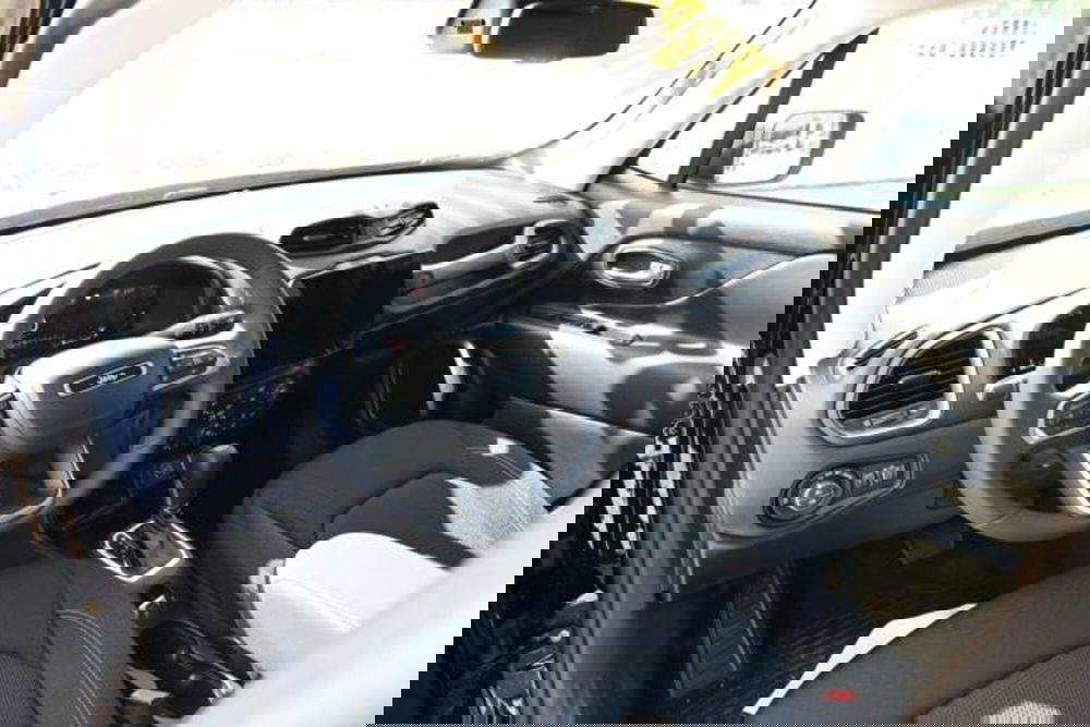 Jeep Renegade nuova a Torino (11)