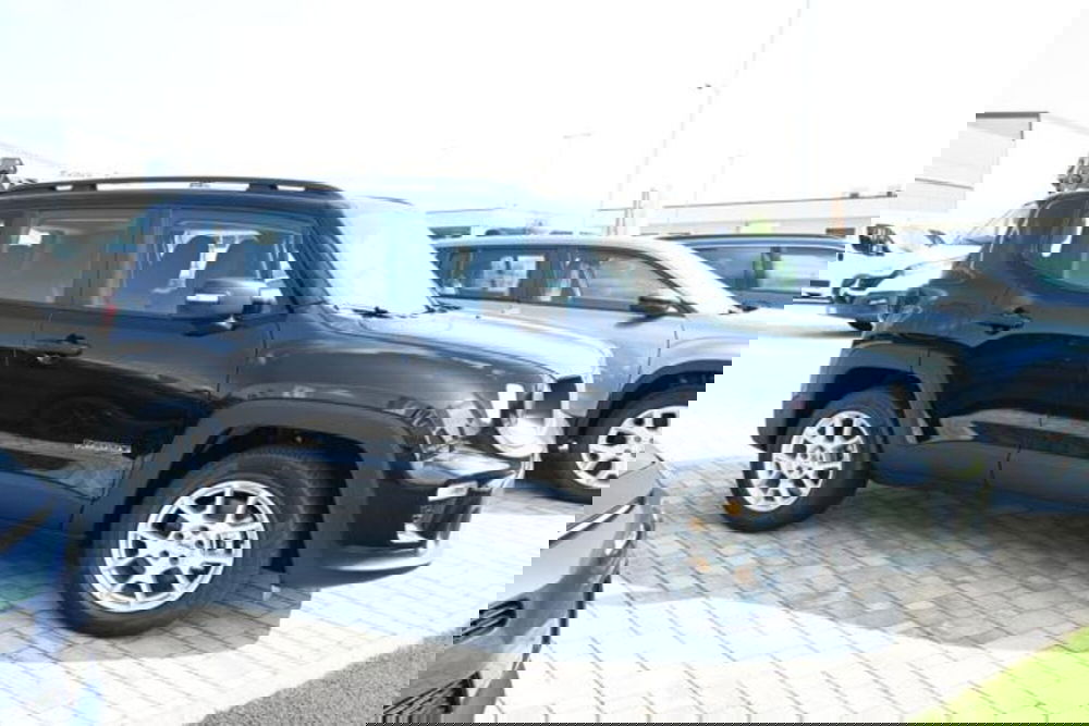 Jeep Renegade nuova a Torino (4)