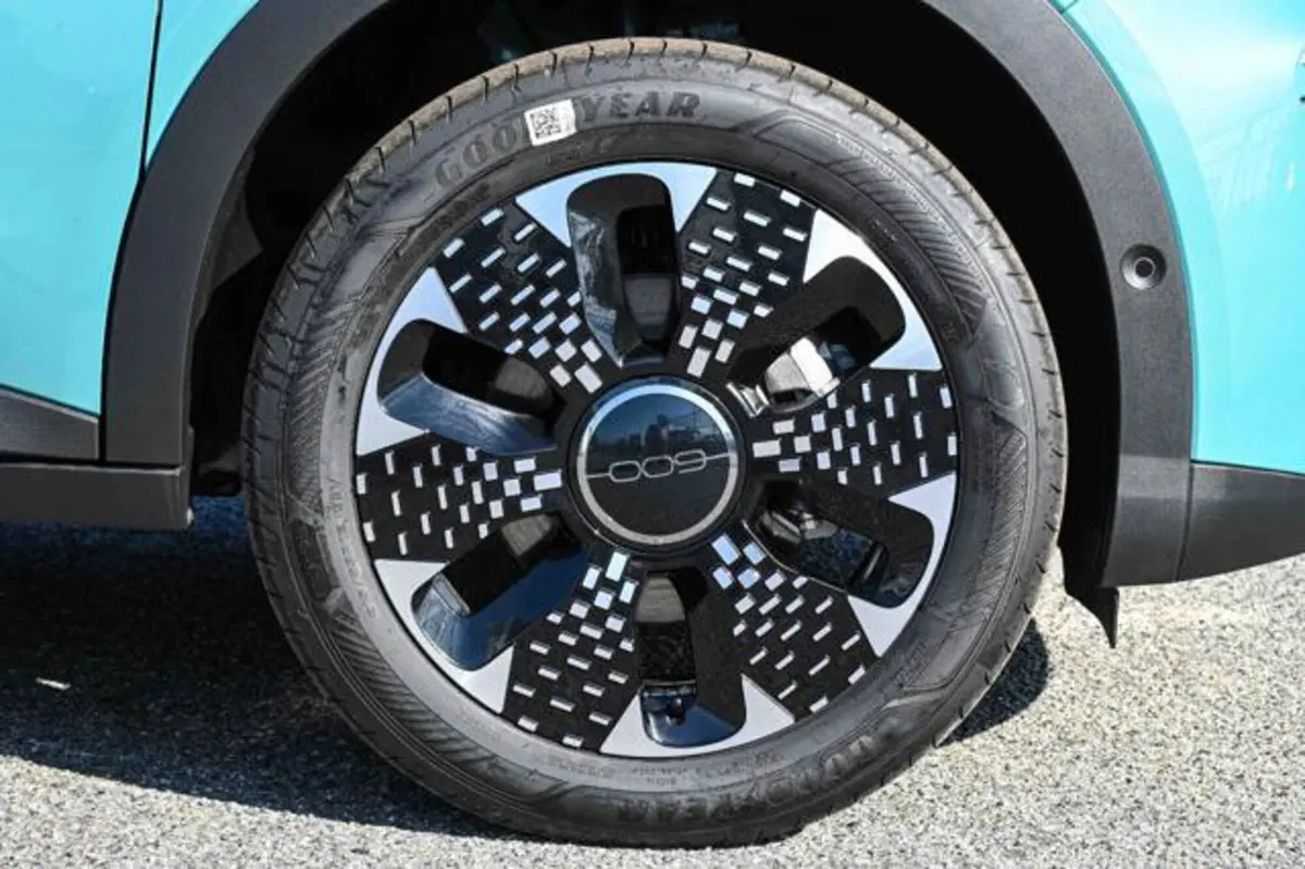 Fiat 600 nuova a Torino (7)