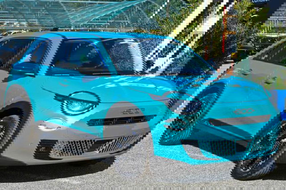 Fiat 600 nuova a Torino (3)