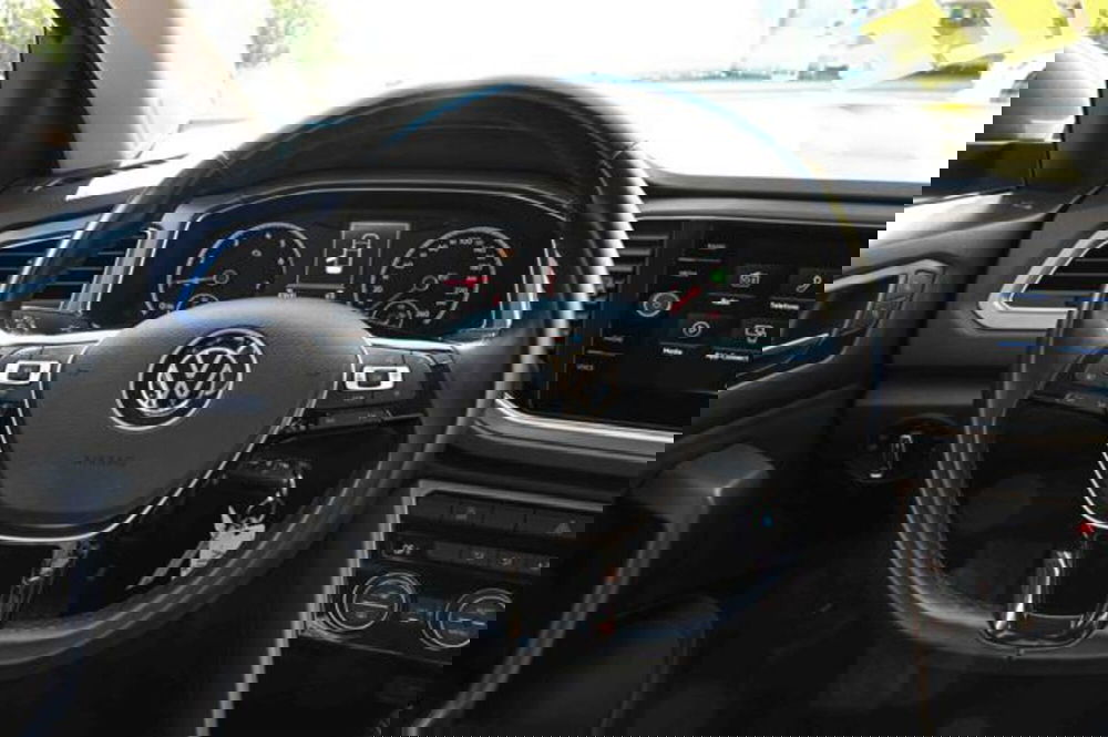 Volkswagen T-Roc usata a Torino (15)