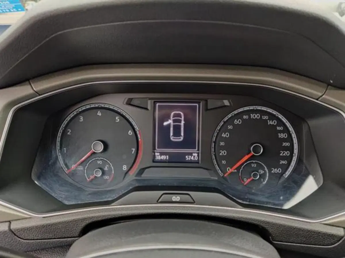 Volkswagen T-Roc usata a Torino (16)