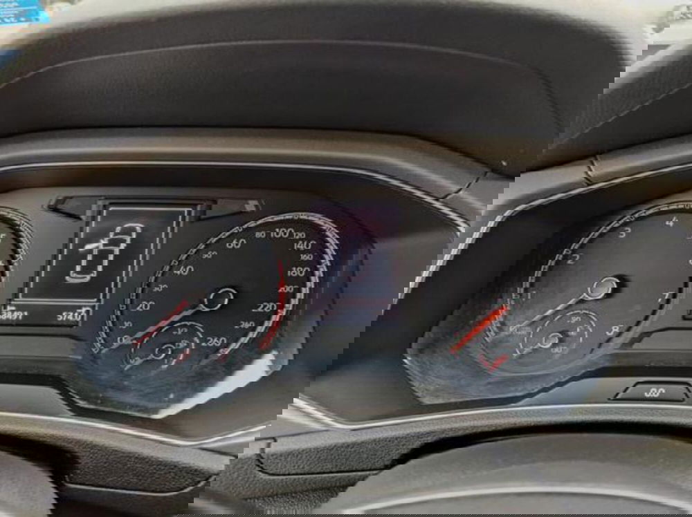 Volkswagen T-Roc usata a Torino (16)