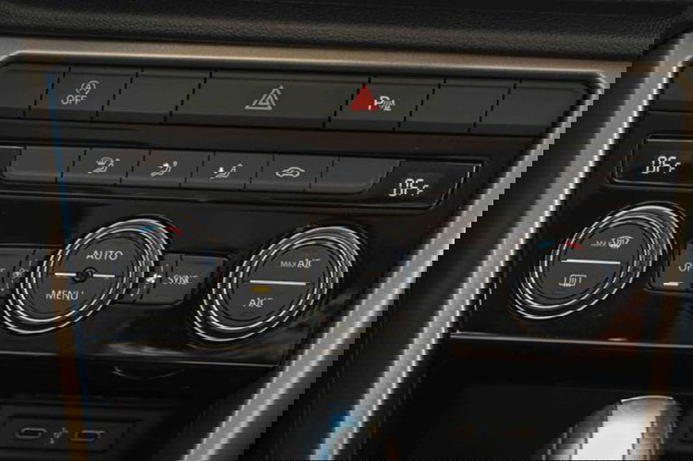 Volkswagen T-Roc usata a Torino (18)