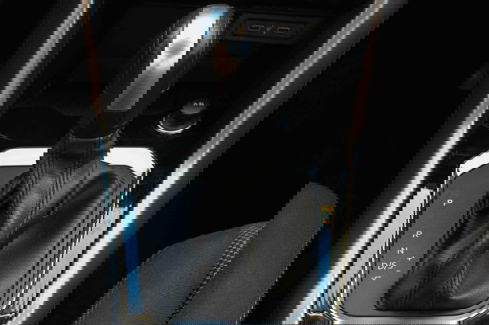 Volkswagen T-Roc usata a Torino (19)