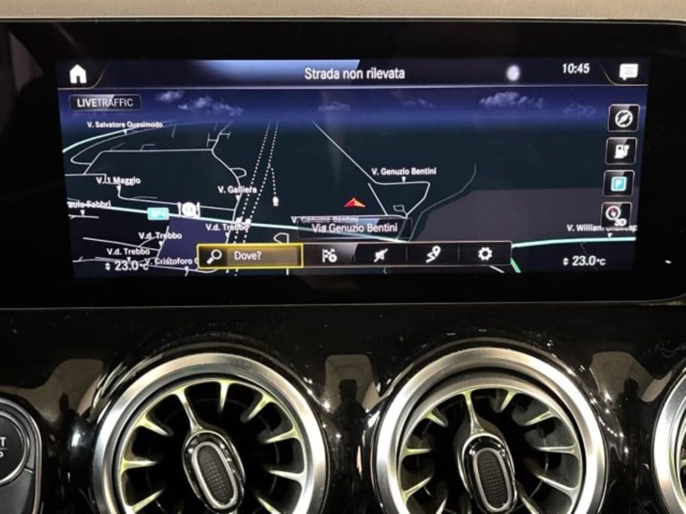 Mercedes-Benz EQA usata a Bologna (14)