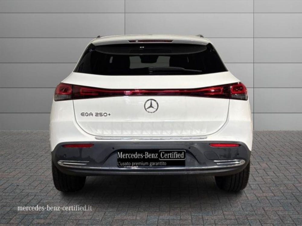 Mercedes-Benz EQA usata a Bologna (4)
