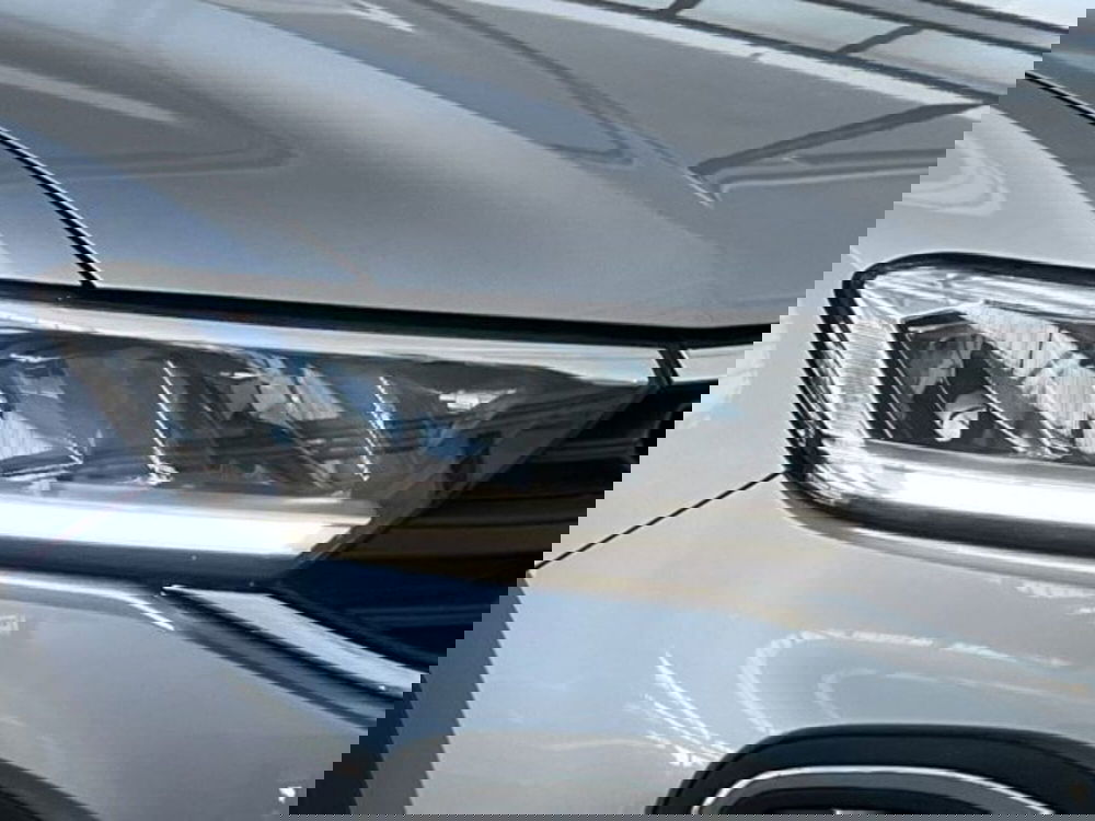 Volkswagen T-Roc usata a Verona (17)