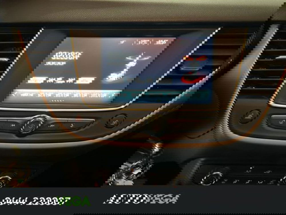 Opel Crossland X usata a Vicenza (10)